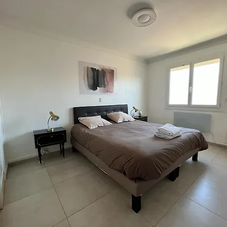 Roussillon Avec Terrasse Апартаменты